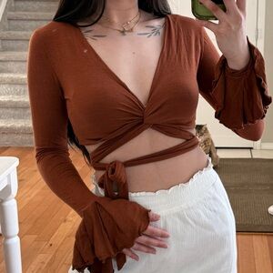 Fashion Nova Brown Wrap Top w Ruffle Sleeves 🤎